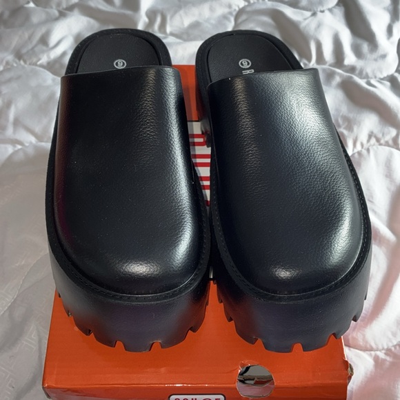 Rouge platform slide on - Picture 2 of 5